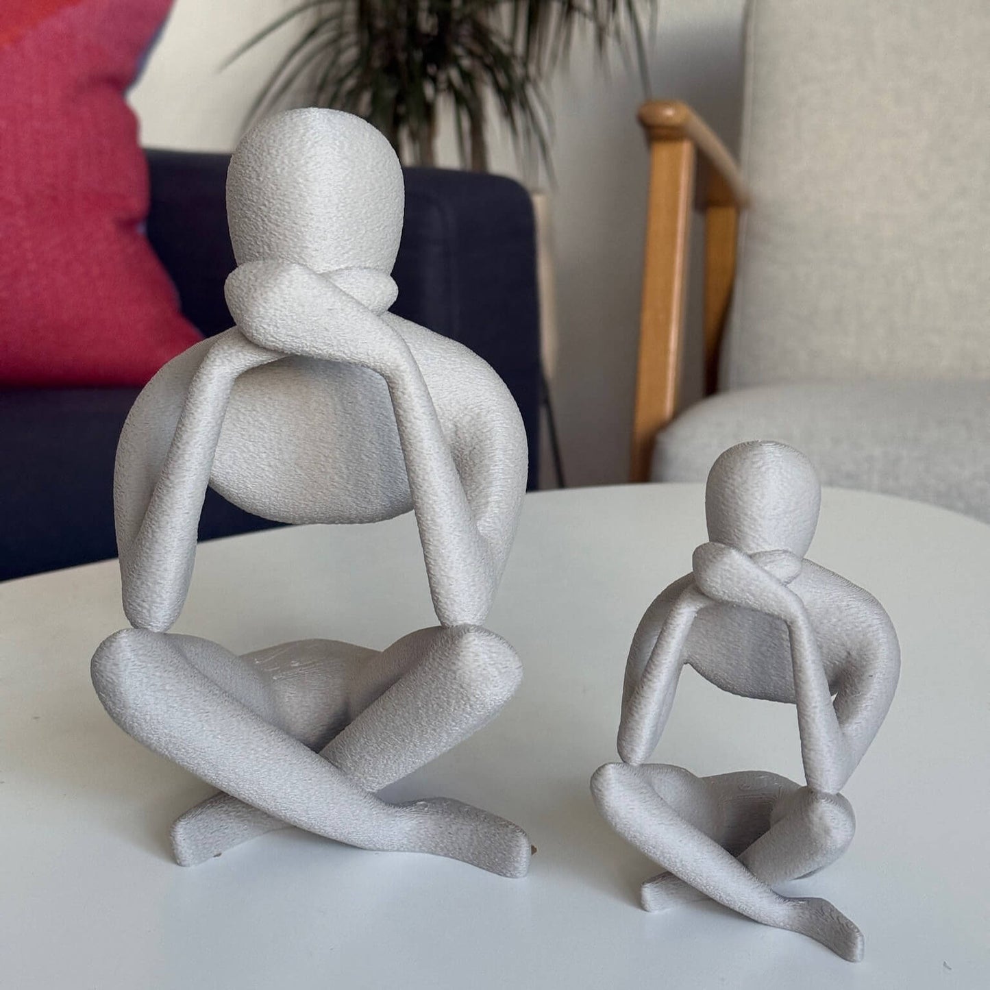 Stillleben mit der RUVO Figur – 3D-gedruckt in modernem Interior