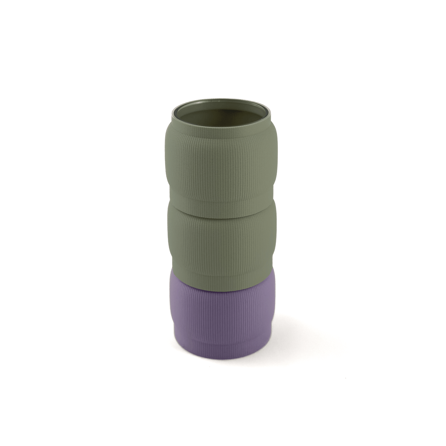 Modulare Vase SORA in Größe vase, mit Boden in boden und Aufsätzen in aufsatz und grün. Aus PLA gefertigt, für stilvolles und flexibles Einrichten.