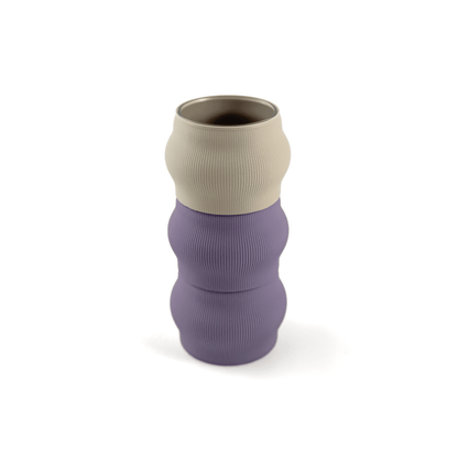 Modern kombinierbare Vase CYRA, 3D-gedruckt – Groesse vase, kombiniert mit boden Boden sowie Aufsatzfarben aufsatz und lila. Ideal fuer kreative Interiors – handgefertigt im 3D-Druck.
