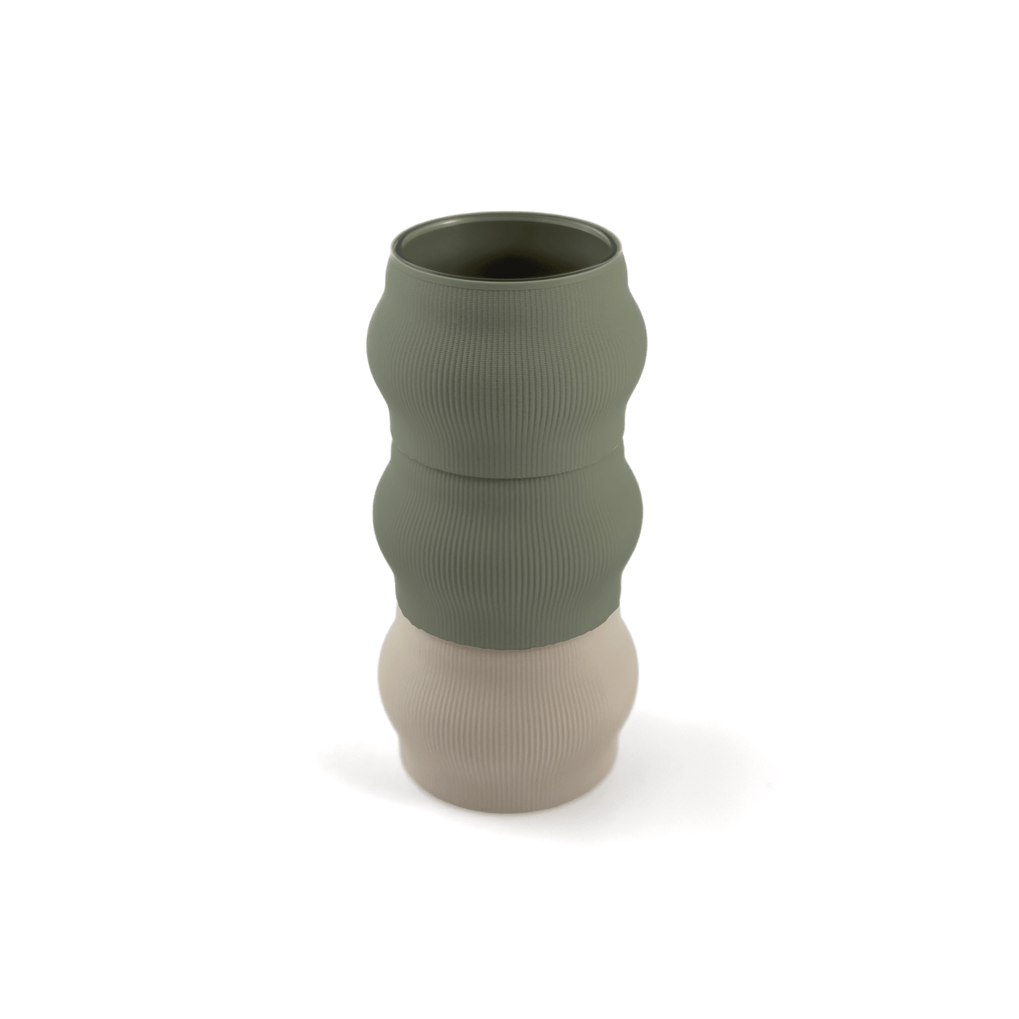 Individuell konfigurierbare Vase CYRA aus dem 3D-Druck – Groesse vase, bestehend aus Boden in boden und zwei Aufsaetzen in aufsatz und gruen. Ein modernes Highlight von Cranny, 3D-gedruckt aus PLA.
