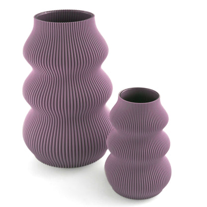 Lila Eos Vase, große und kleine Ausführung – moderne 3D-Kunst für dein Zuhause
